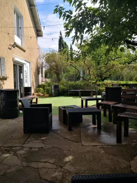 exterieur refuge antre des vices