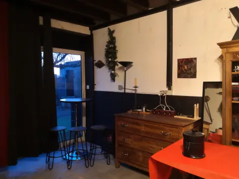 La Tanière Des Débauches à l'Antre Des Vices, vos gites BDSM et donjons BDSM proche de Valence La Tanière Des Débauches à l'Antre Des Vices, vos gites BDSM et donjons BDSM proche de Valence